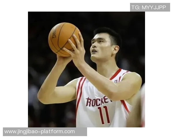 梦幻步姚明：篮球巨星的优雅舞步与传奇人生交织的精彩瞬间