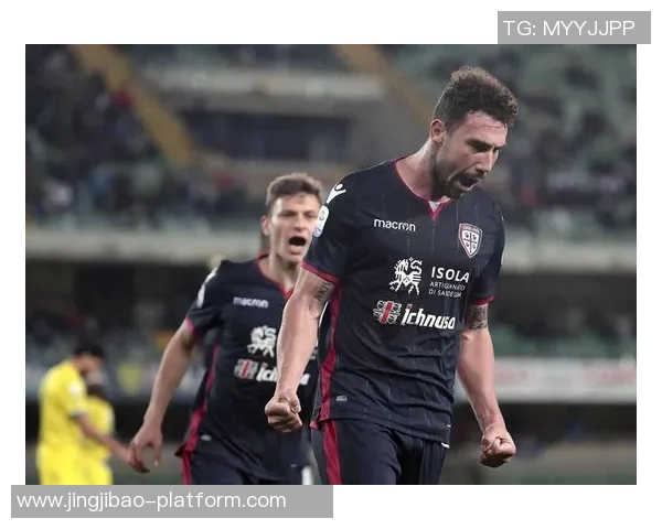 意甲焦点战巴萨与曼联握手言和乌龙球引发全场热议与转会传闻