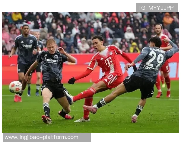 英超激战:里昂与拜仁鏖战90分钟终成平局引发热议