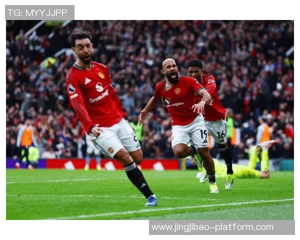 德甲焦点战曼市德比平局红牌争议引发全场热议